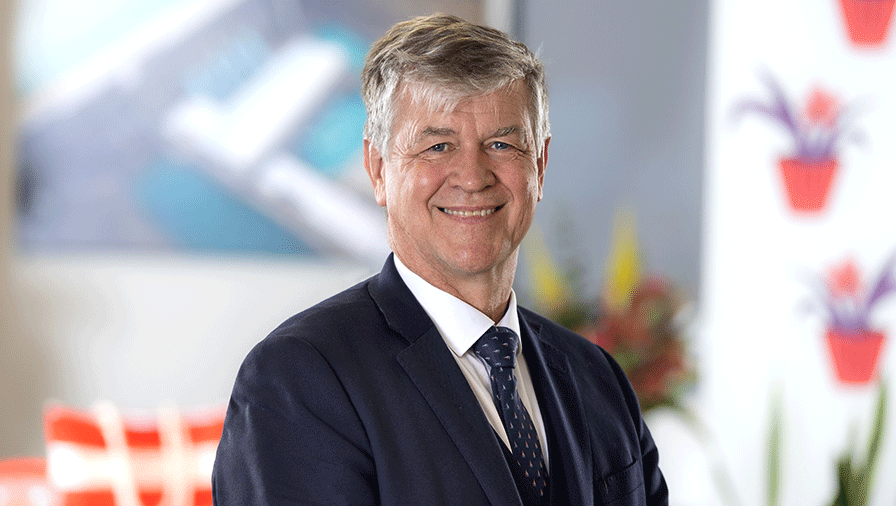 Contact possible 50/50 partner in Taranaki data centre