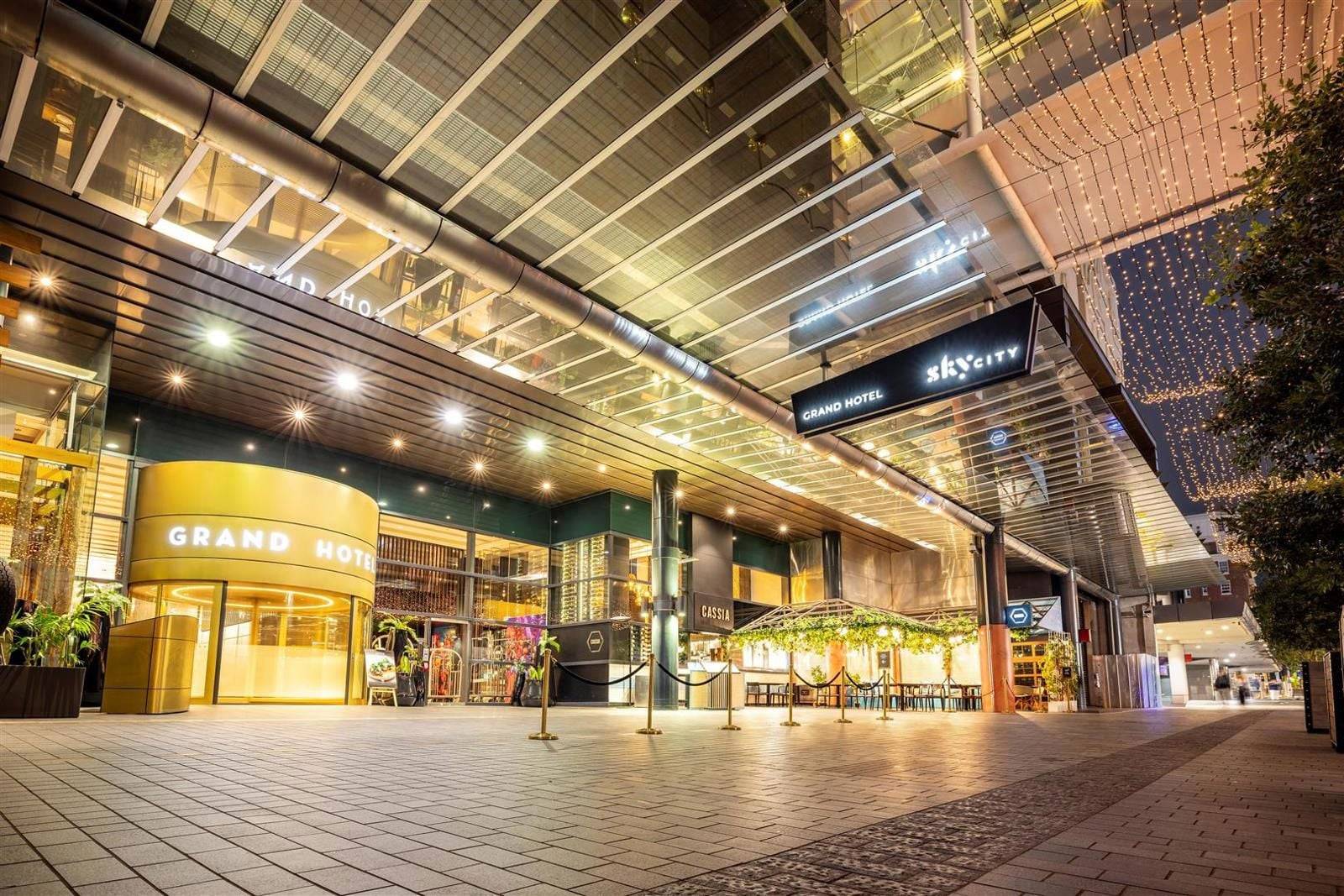 Bangkok hoteliers linked to $220m bid for SkyCity Grand