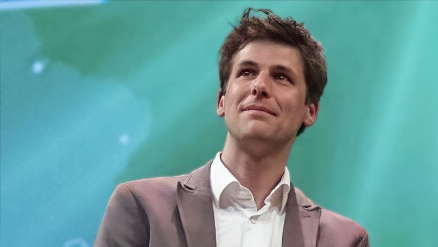 Huib Modderkolk writes for Dutch national newspaper De Volkrant