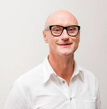 Geoff Roe Moa raises cash from directors before opening retail offer